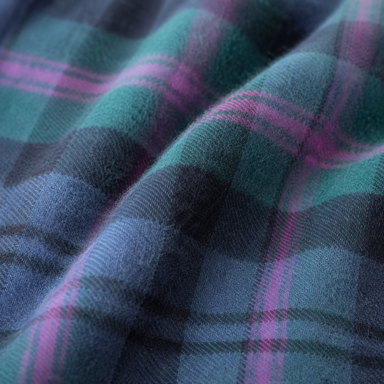 Baird - 100% Recycled Wool Tartan Knee Blanket