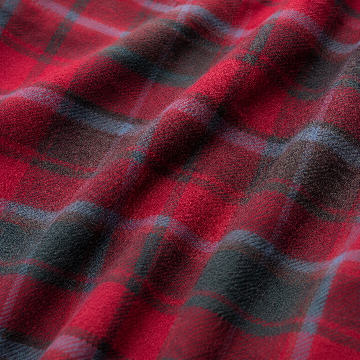 Maple - 100% Recycled Wool Tartan Knee Blanket