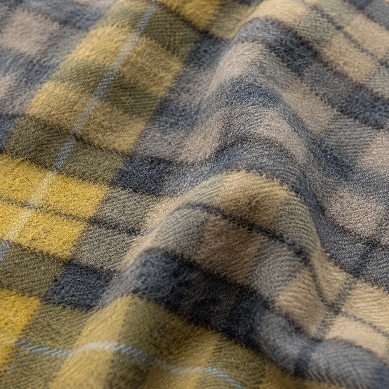 Natural Buchanan - 100%  Recycled Wool Tartan Knee Blanket